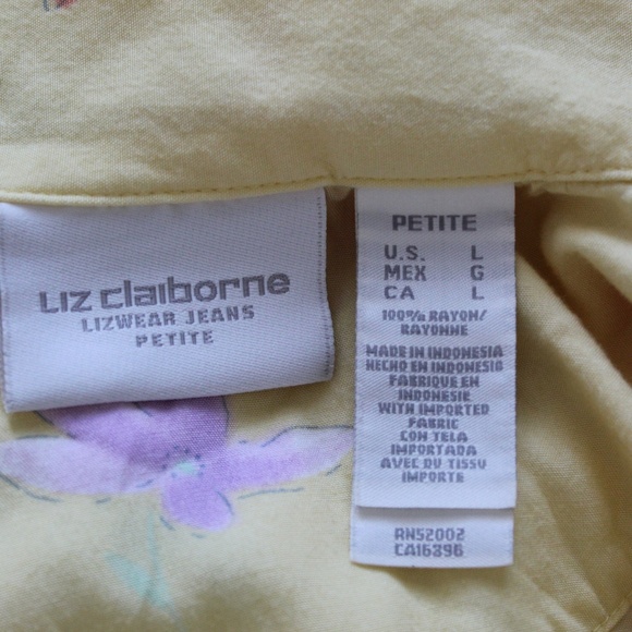 Butter Yellow Floral Short Sleeve Cropped Button Front Shirt - Picture 9 of 9